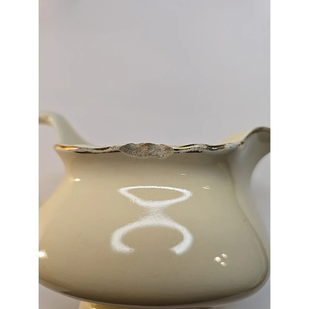 W. S. George Lido Canarytone Mid-Century Modern Floral‎ Creamer 147A Made in USA
